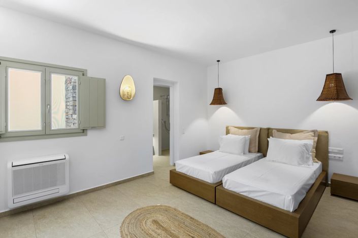 Image No.18-4 Bed House for sale