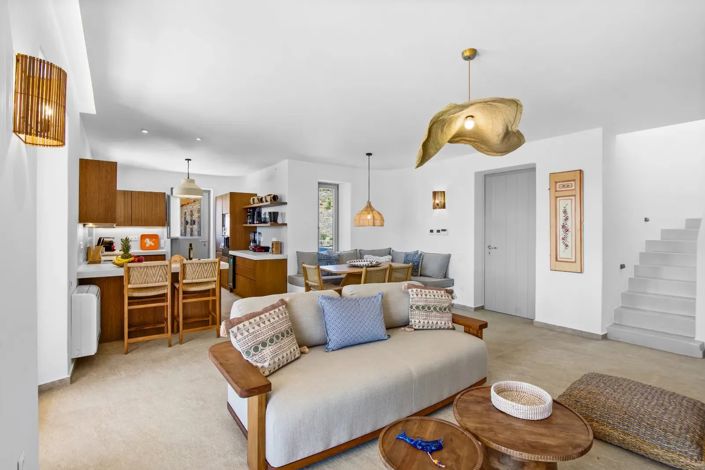 Image No.9-4 Bed House for sale