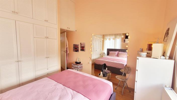 Image No.30-4 Bed Maisonette for sale
