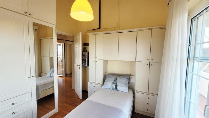 Image No.34-4 Bed Maisonette for sale