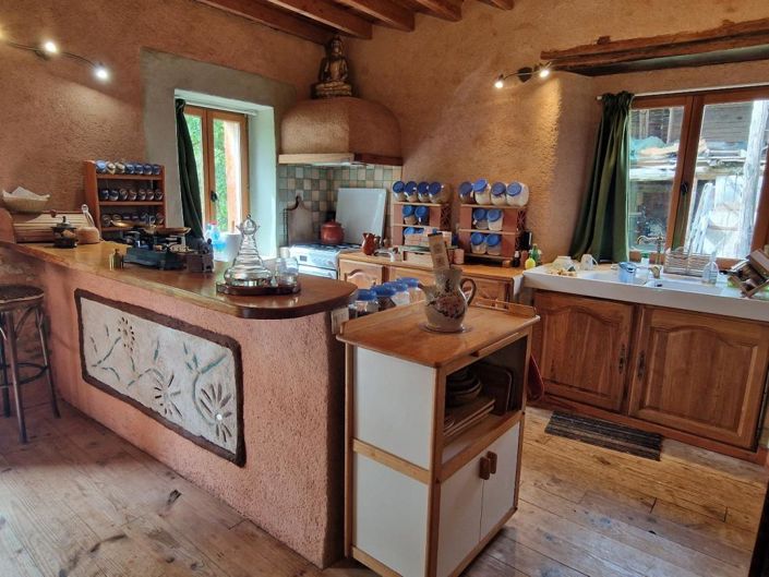 Image No.10-3 Bed House for sale