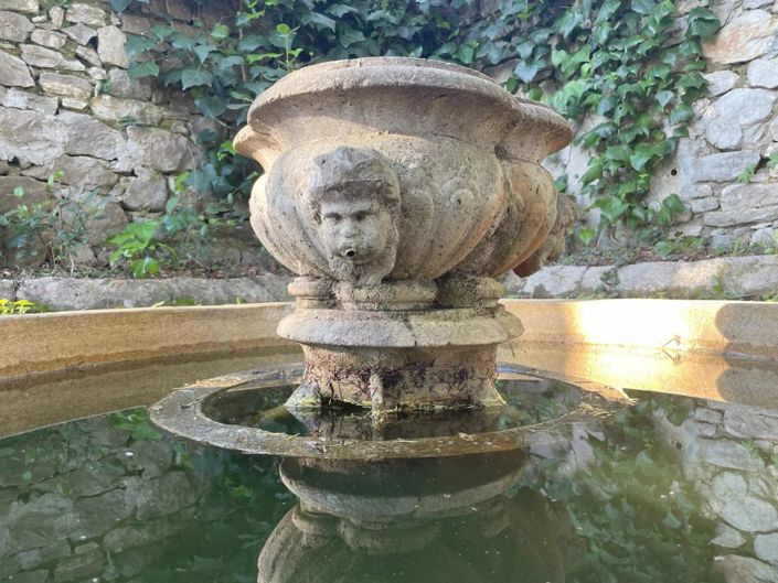 Image No.5-5 Bed Property for sale