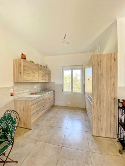 Image No.5-2 Bed Villa for sale