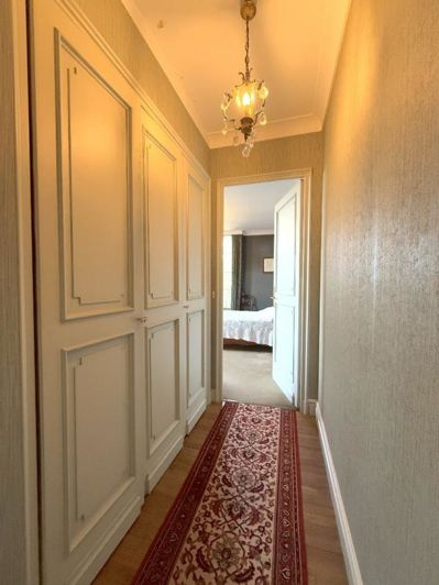 Image No.19-5 Bed House for sale