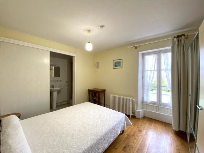 Image No.20-20 Bed House for sale