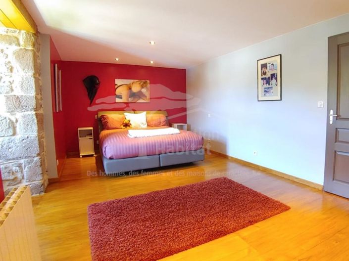 Image No.14-7 Bed Chateaux for sale