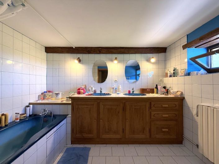 Image No.14-8 Bed House for sale