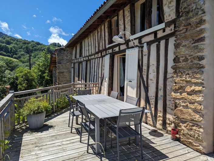 Image No.1-4 Bed House for sale