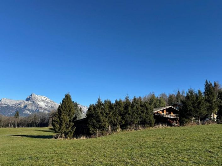 Image No.1-7 Bed Chalet for sale