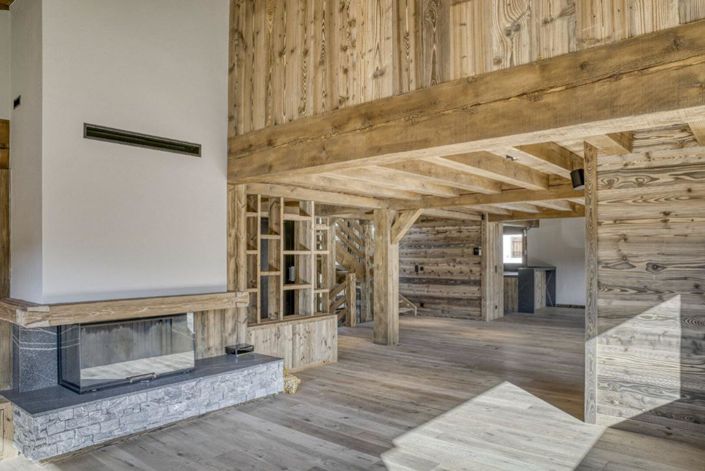 Image No.1-5 Bed Chalet for sale
