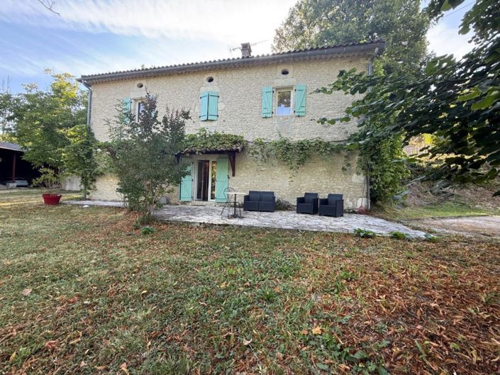 Image No.1-3 Bed House for sale