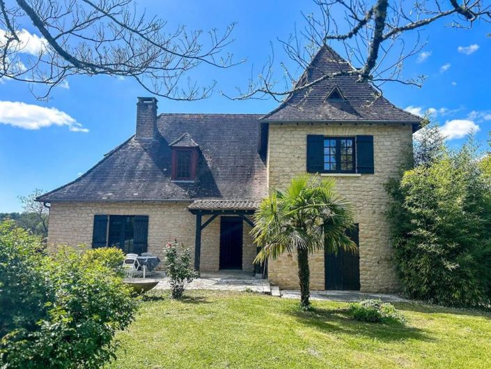 Milhac-d&#39;Auberoche, House