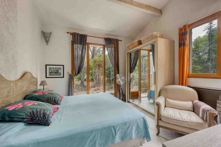 Image No.15-5 Bed House for sale