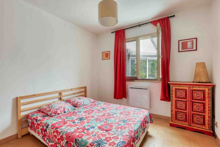 Image No.19-5 Bed House for sale