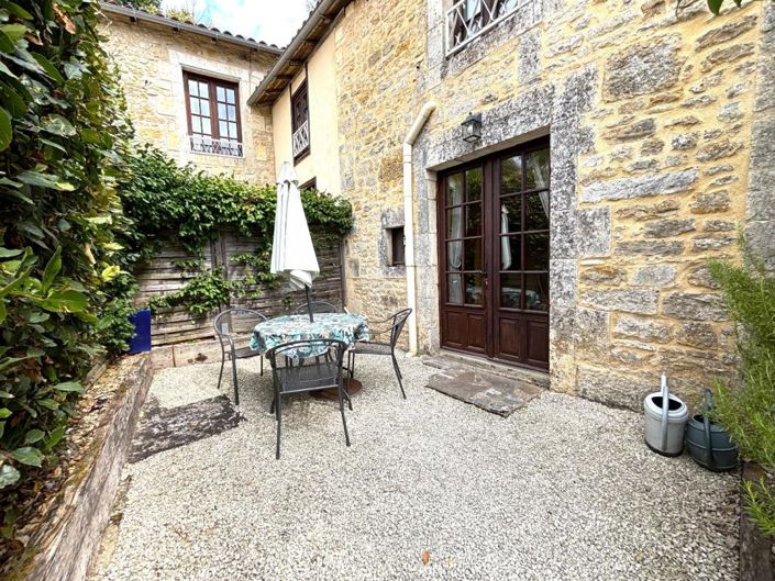 Image No.14-7 Bed House for sale