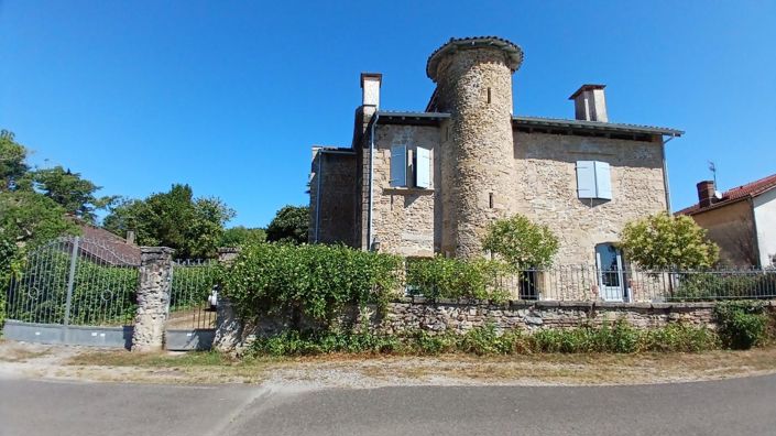 Image No.1-4 Bed Property for sale