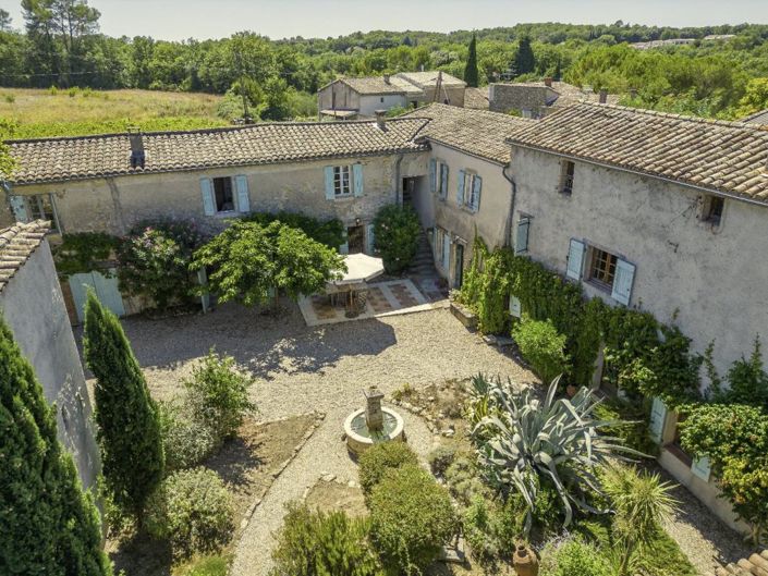 Image No.1-7 Bed House for sale