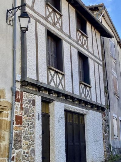 Availles-Limouzine, House