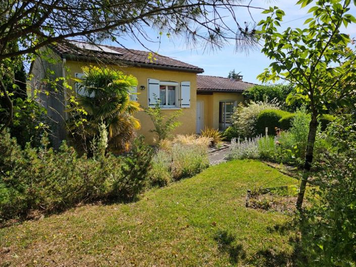 Image No.1-3 Bed Property for sale