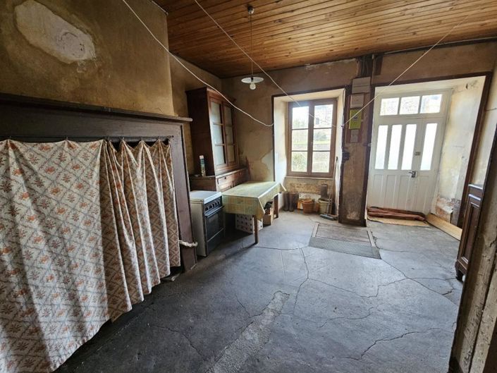 Image No.19-4 Bed Property for sale