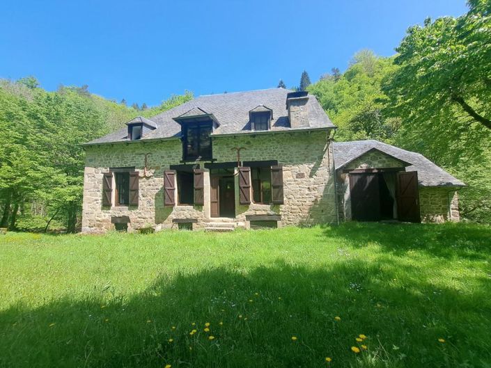 Image No.1-5 Bed Property for sale