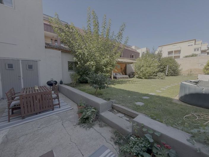 Image No.17-5 Bed Property for sale