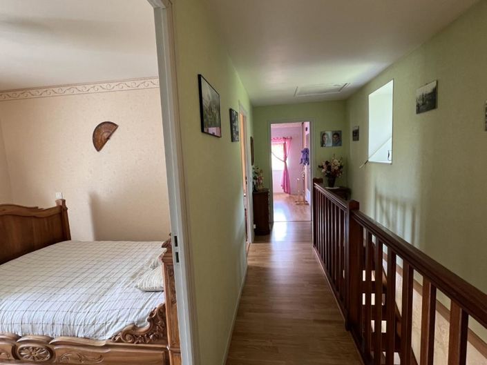 Image No.7-3 Bed House for sale