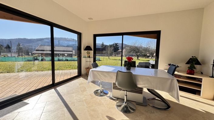 Image No.9-4 Bed House for sale