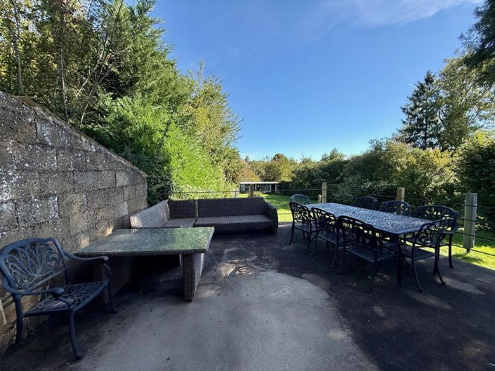 Image No.8-3 Bed Property for sale