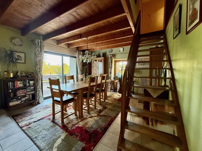 Image No.9-3 Bed Property for sale