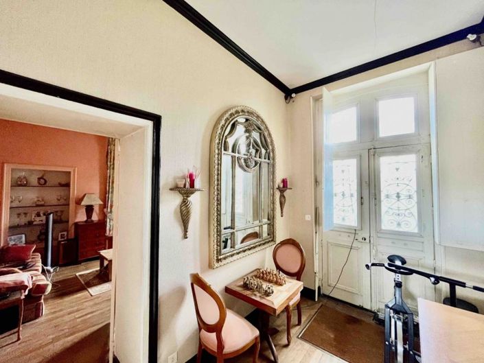 Image No.2-5 Bed House for sale