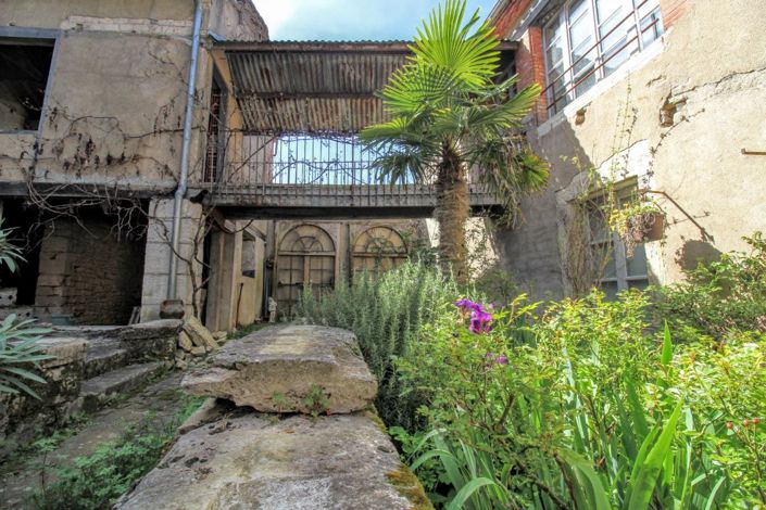 Image No.16-1 Bed Property for sale