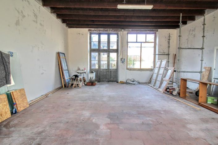 Image No.17-1 Bed Property for sale