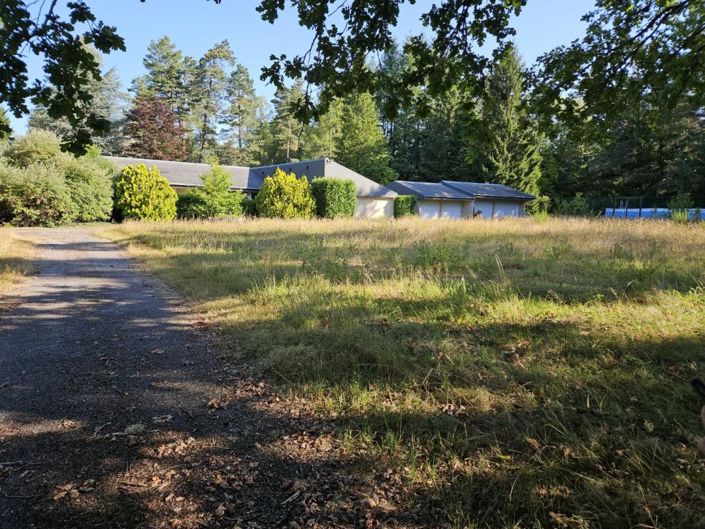 Image No.4-31 Bed Property for sale