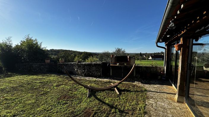 Image No.11-3 Bed Property for sale