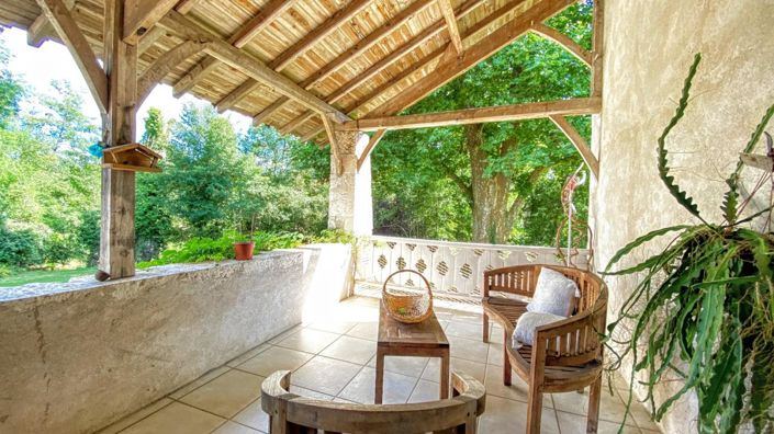 Image No.12-12 Bed Chateaux for sale