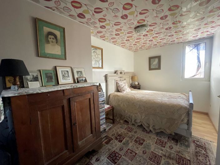 Image No.4-2 Bed House for sale