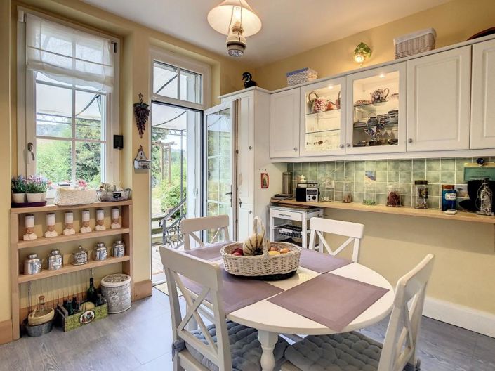 Image No.5-4 Bed House for sale