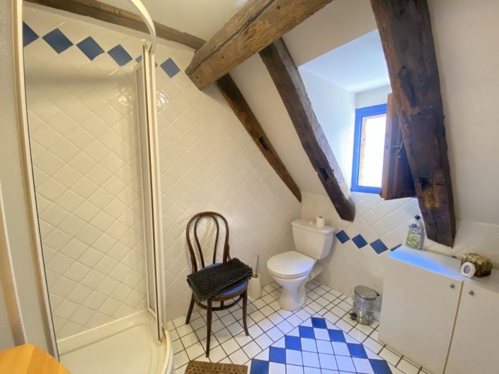 Image No.16-2 Bed Property for sale