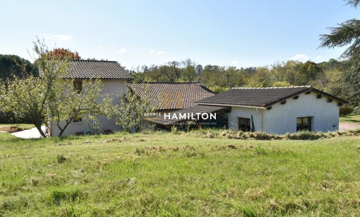 Image No.17-3 Bed Property for sale