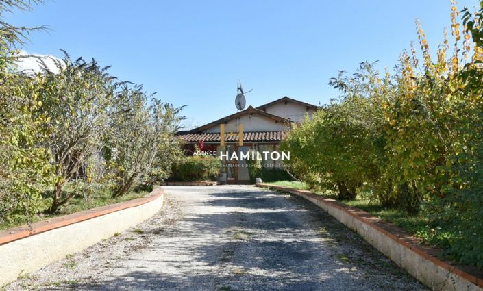 Image No.20-3 Bed Property for sale