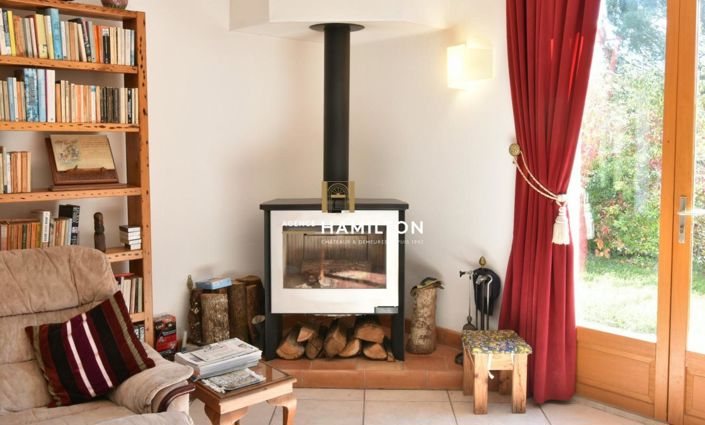 Image No.6-3 Bed Property for sale