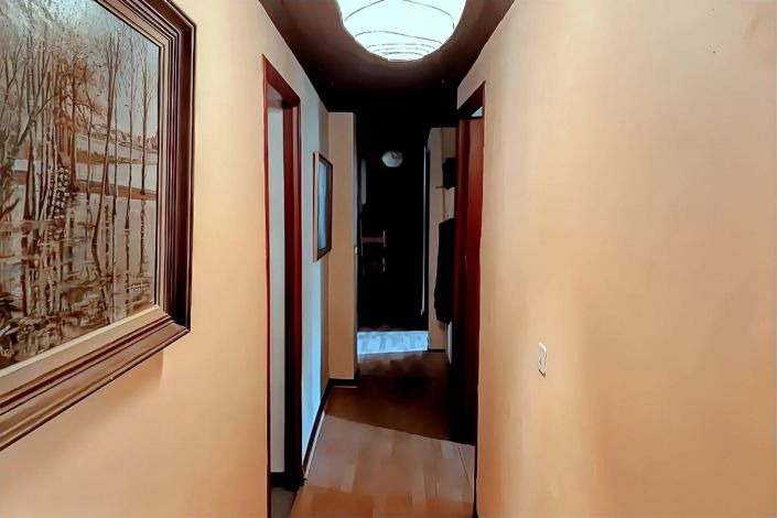 Image No.13-4 Bed Property for sale