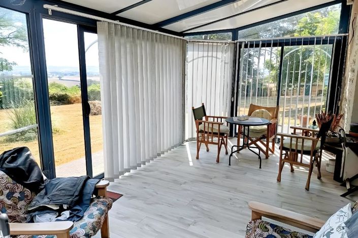 Image No.4-4 Bed Property for sale