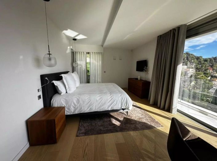 Image No.11-5 Bed Villa for sale