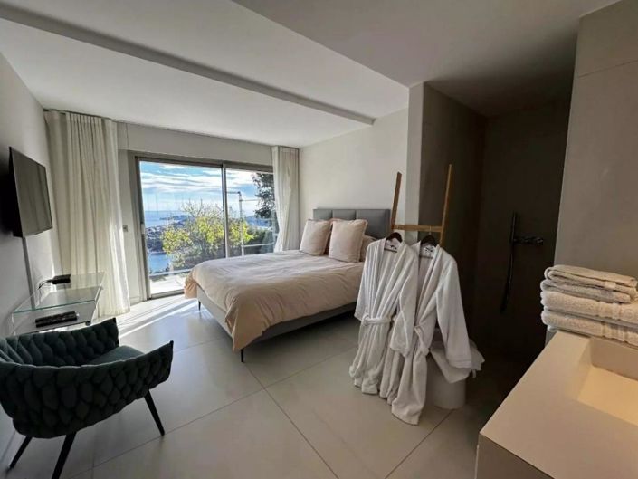 Image No.14-5 Bed Villa for sale