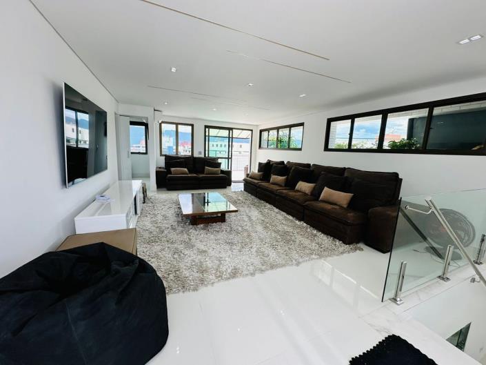 Image No.14-6 Bed Penthouse for sale