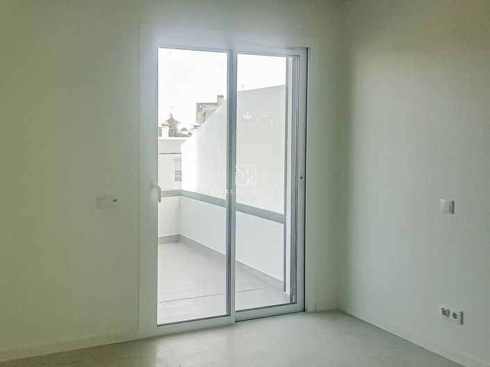 Image No.7-3 Bed Apartment for sale