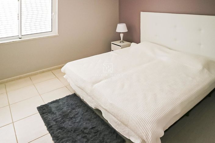 Image No.15-3 Bed Property for sale