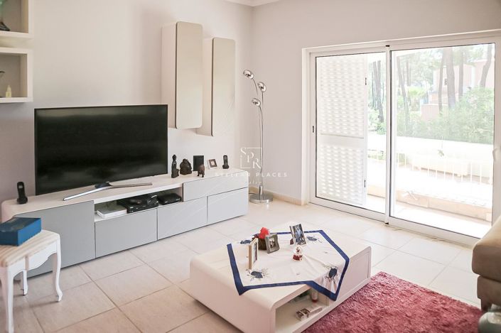 Image No.5-3 Bed Property for sale